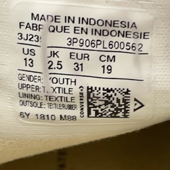 ⭐️CONVERSE⭐️ ALL STAR CHUCK TAYLOR SNEAKERS - Picture 8 of 8